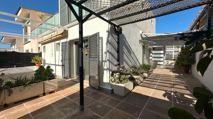 Image No.3-3 Bed Villa for sale