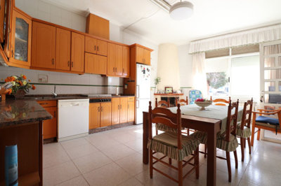 9d80b4229e184fe24377xlarge