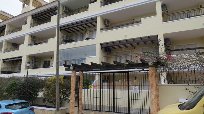 Image No.3-3 Bed Apartment for sale