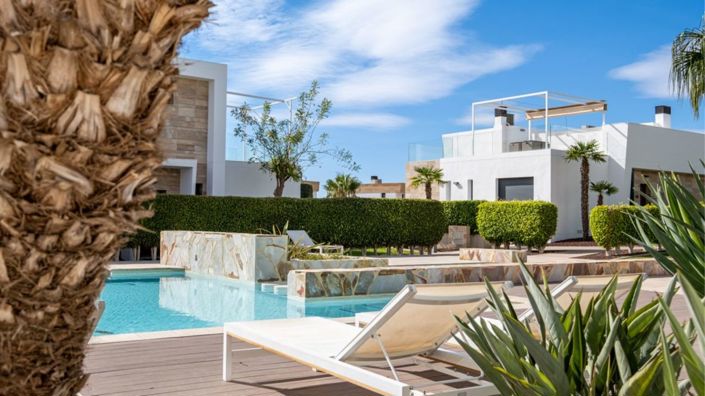 Image No.11-2 Bed Apartment for sale