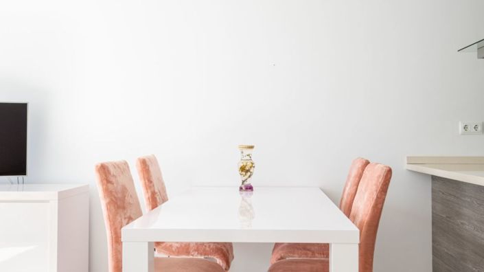 Image No.17-2 Bed Apartment for sale