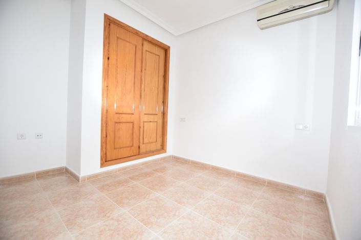 Image No.15-3 Bed Villa for sale