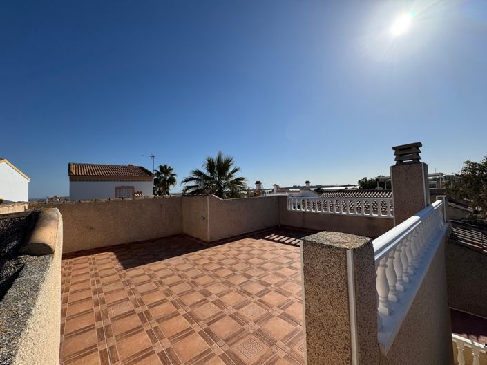 Image No.3-3 Bed Villa for sale