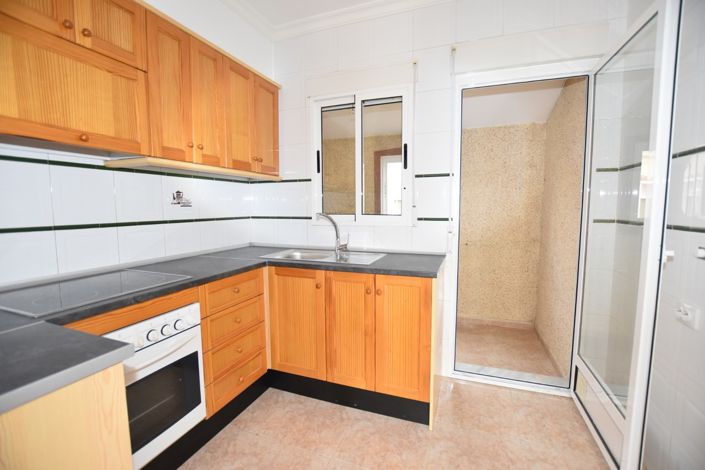 Image No.7-3 Bed Villa for sale