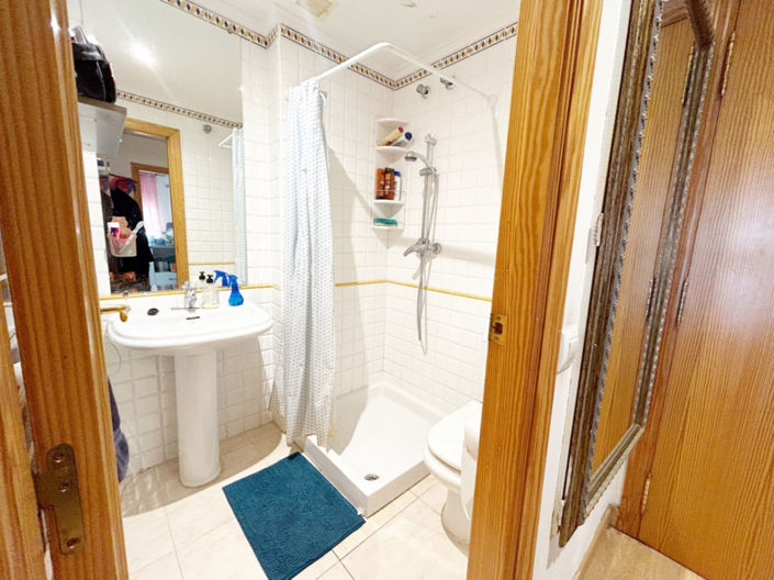 Image No.17-2 Bed Apartment for sale