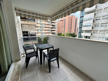 f2f4e023c93982c7fe2bxlarge