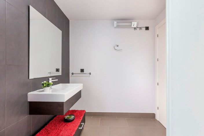 Image No.21-2 Bed Apartment for sale