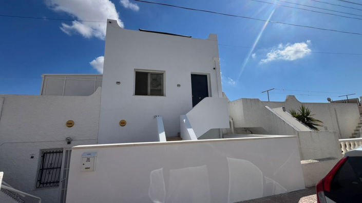 Image No.3-3 Bed Villa for sale