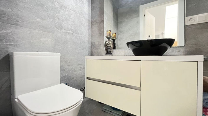 Image No.8-3 Bed Villa for sale