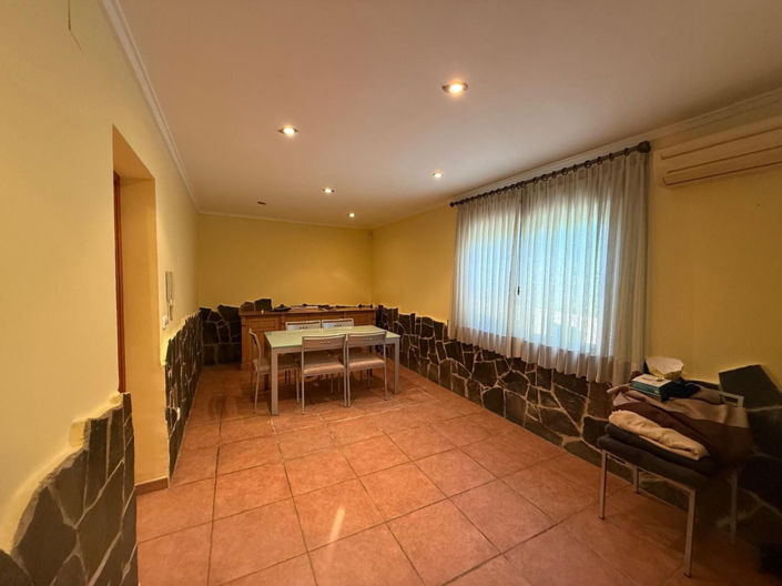 Image No.13-3 Bed Villa for sale