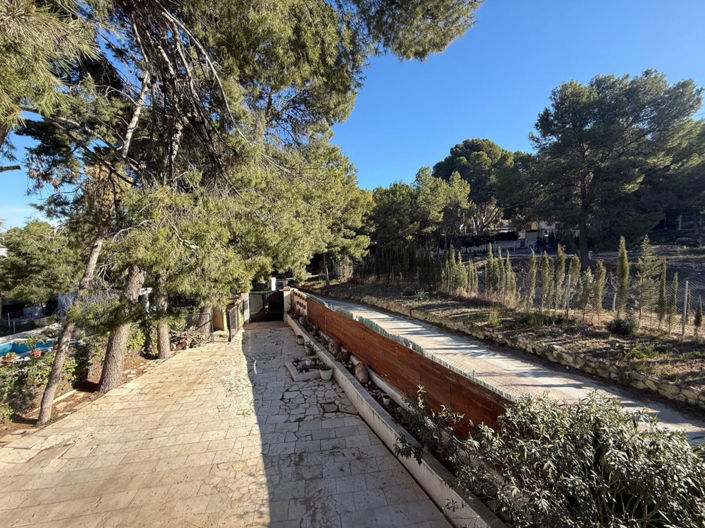 Image No.3-3 Bed Villa for sale