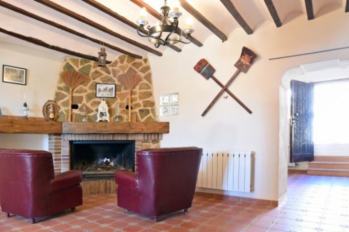 Image No.2-Villa de 4 chambres à vendre à Pinoso