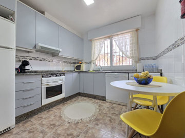 083c562b894da4fe38daxlarge