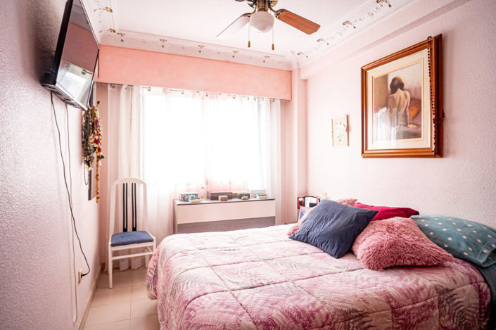 Image No.12-2 Bed Apartment for sale