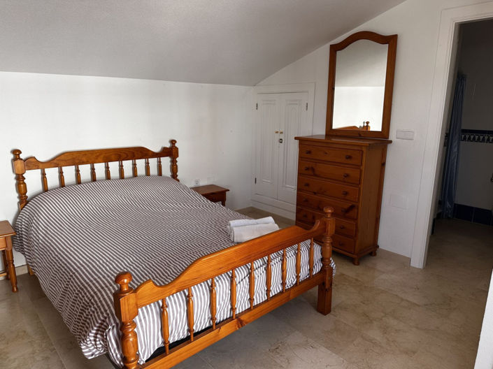 Image No.19-3 Bed Villa for sale