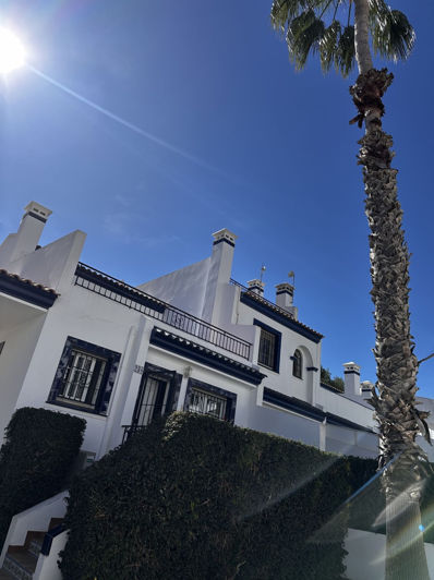 Image No.2-3 Bed Villa for sale