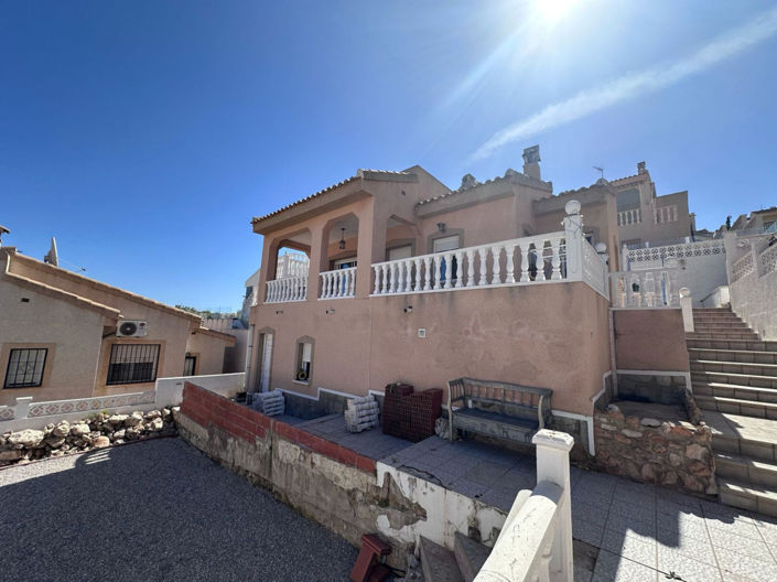 Image No.13-2 Bed Villa for sale