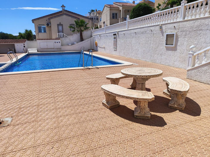 Image No.33-2 Bed Villa for sale