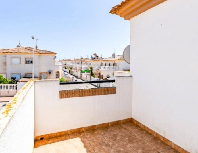 Image No.26-3 Bed Villa for sale