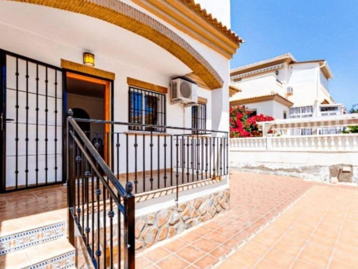 Image No.5-3 Bed Villa for sale