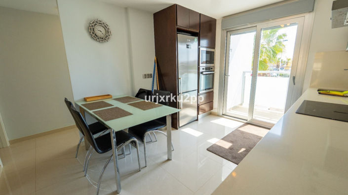 Image No.20-2 Bed Villa for sale