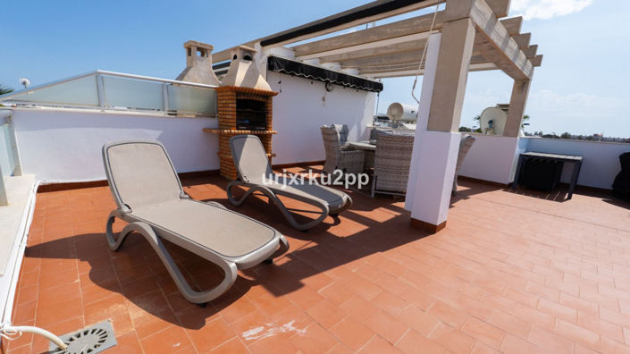 Image No.4-2 Bed Villa for sale