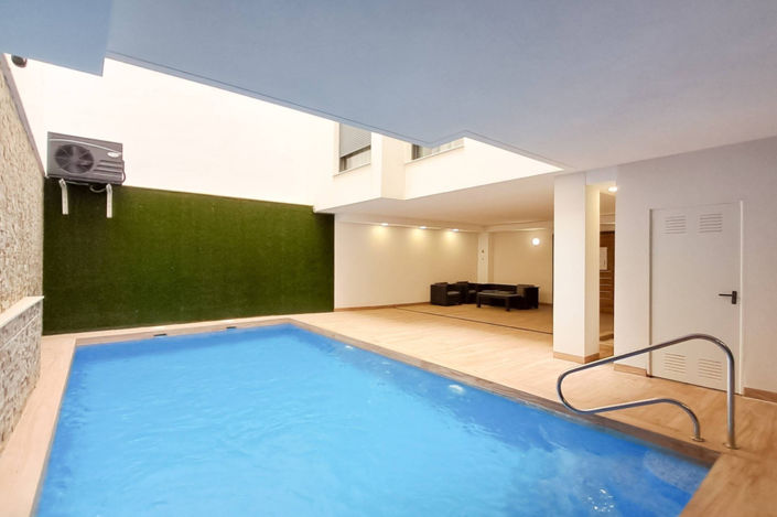 Image No.20-2 Bed Apartment for sale