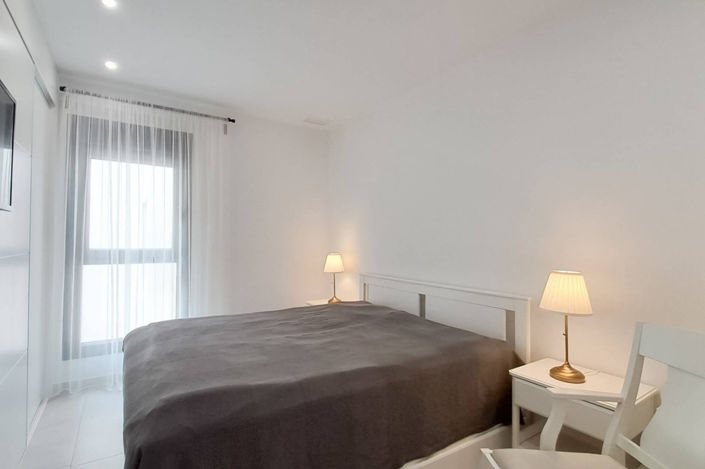 Image No.26-2 Bed Apartment for sale