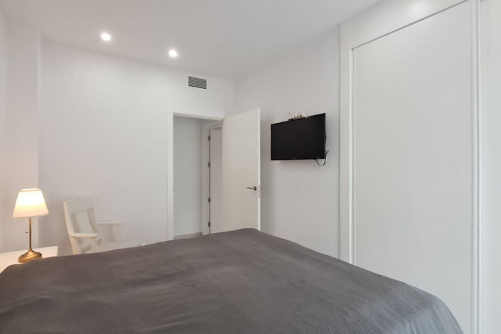 Image No.33-2 Bed Apartment for sale