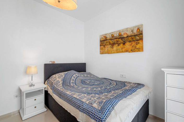 Image No.12-2 Bed Apartment for sale