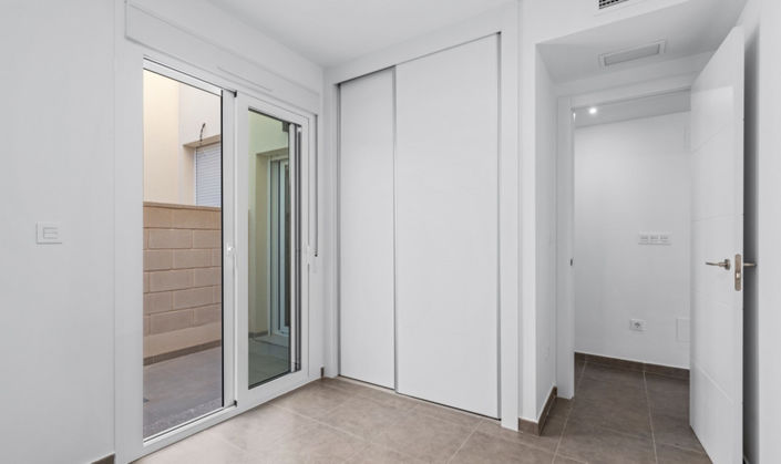 Image No.6-2 Bed Villa for sale