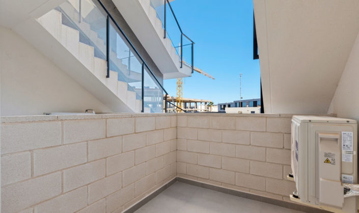 Image No.7-2 Bed Villa for sale