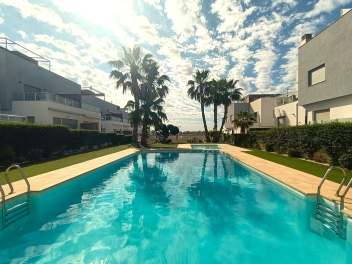 Image No.21-2 Bed Villa for sale