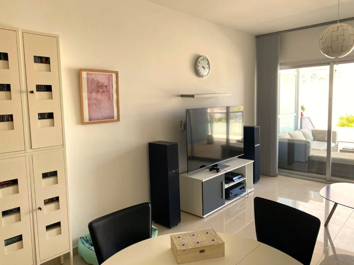 Image No.9-2 Bed Villa for sale