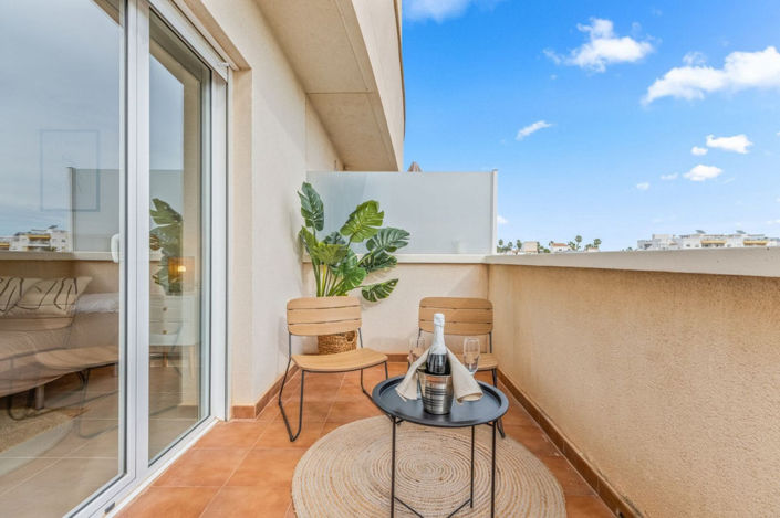 Image No.24-2 Bed Apartment for sale