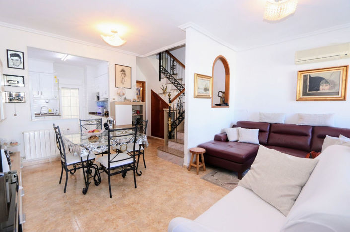 Image No.4-Villa de 3 chambres à vendre à Villamartin