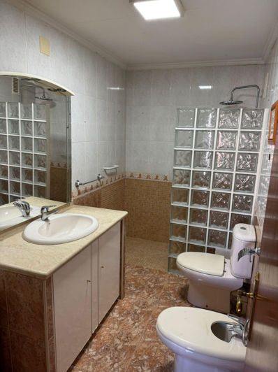 Image No.12-3 Bed Apartment for sale