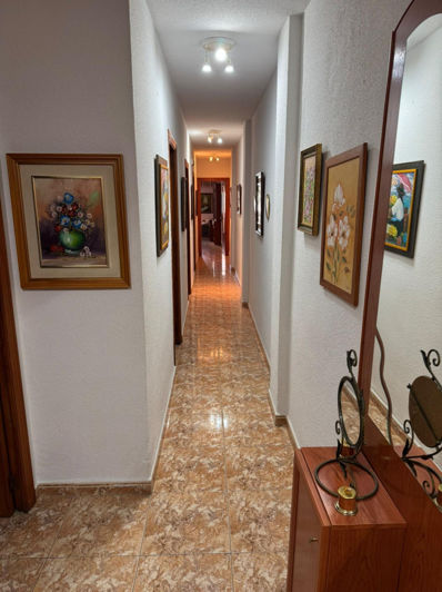 Image No.14-3 Bed Apartment for sale