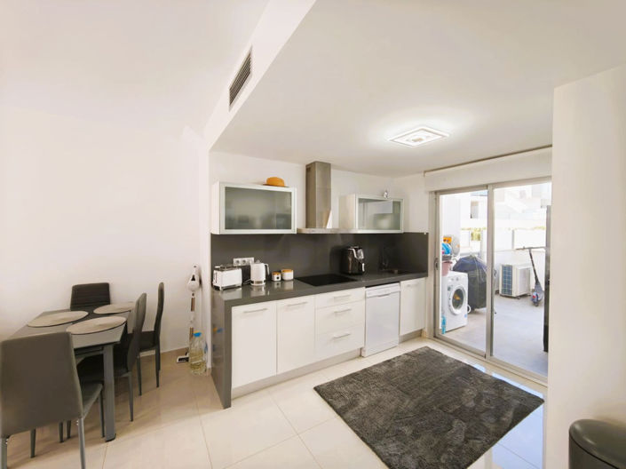 Image No.26-Appartement de 2 chambres à vendre à Punta Prima