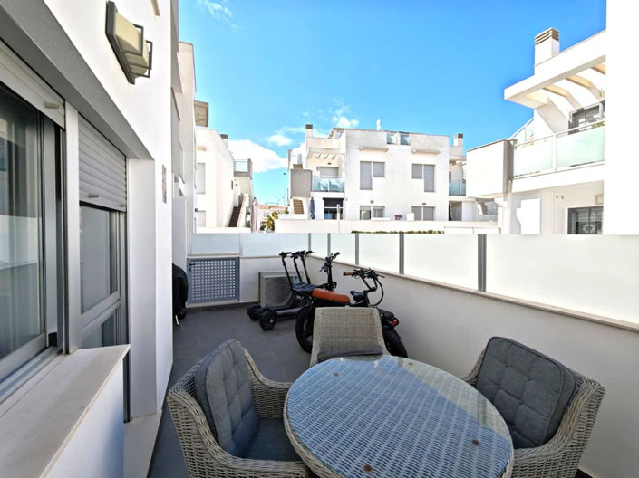 Image No.5-Appartement de 2 chambres à vendre à Punta Prima