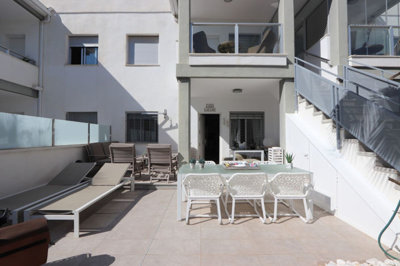 d3042bb4419a1439b10exlarge