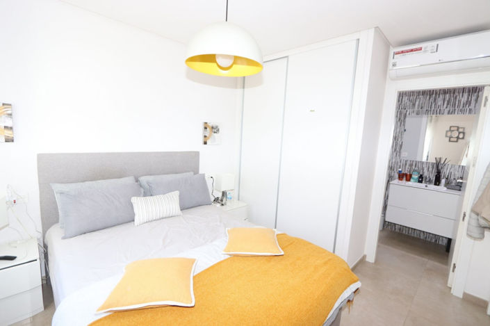 Image No.14-2 Bed Apartment for sale