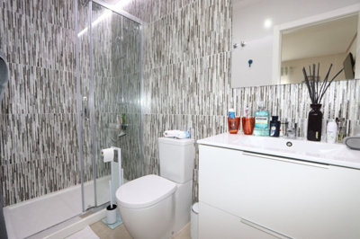 8bd704fd204819598dcfxlarge