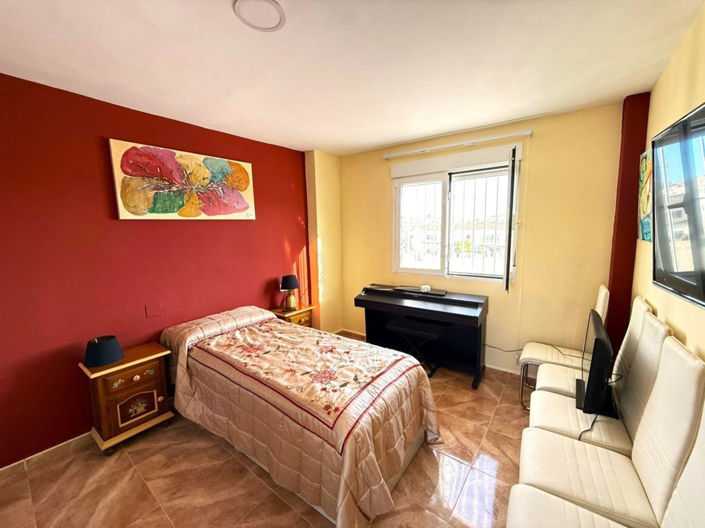 Image No.10-Villa de 4 chambres à vendre à Torrevieja