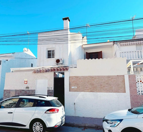 Image No.24-Villa de 4 chambres à vendre à Torrevieja