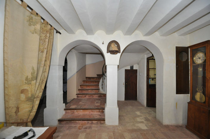 Image No.3-8 Bed Villa for sale