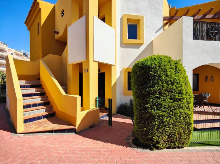 Image No.2-Appartement de 2 chambres à vendre à Punta Prima