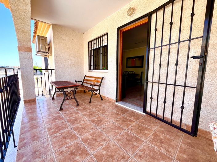 Image No.14-3 Bed Townhouse for sale