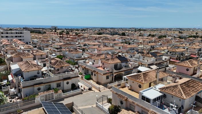 Image No.2-3 Bed Townhouse for sale