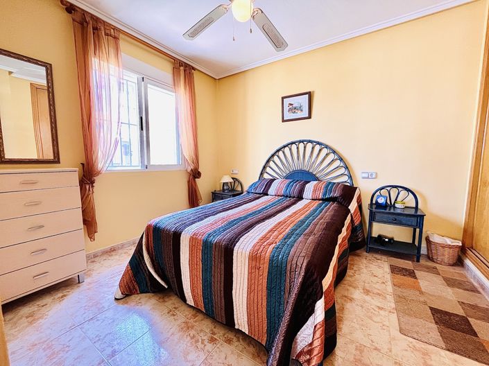 Image No.4-3 Bed Townhouse for sale